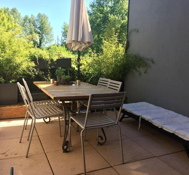 Wunderschoene Loft-Stadtwohnung Würzburg Buitenkant foto